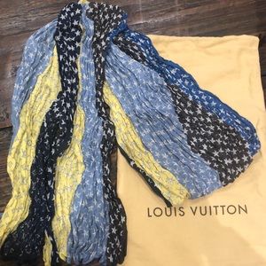 AUTHENTIC Louis Vuitton Monogram & Stars Scarf